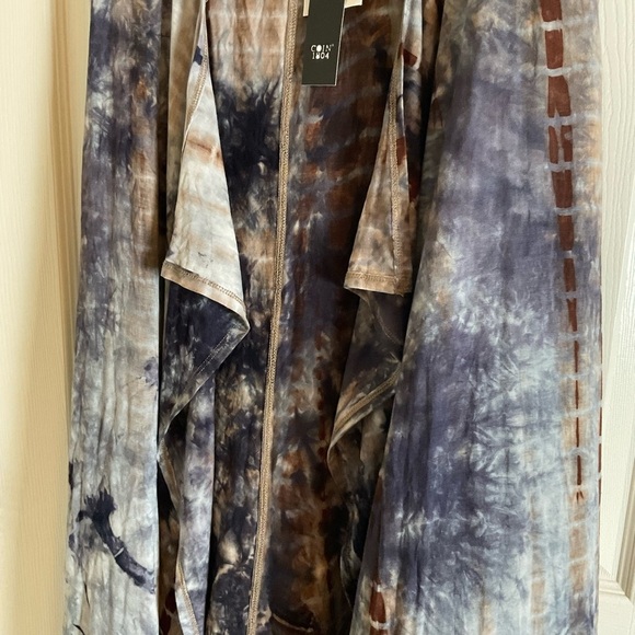 Coin 1804 Woman’s Tie-Dye Sleeveless Duster Vest Size 1X - Picture 4 of 13